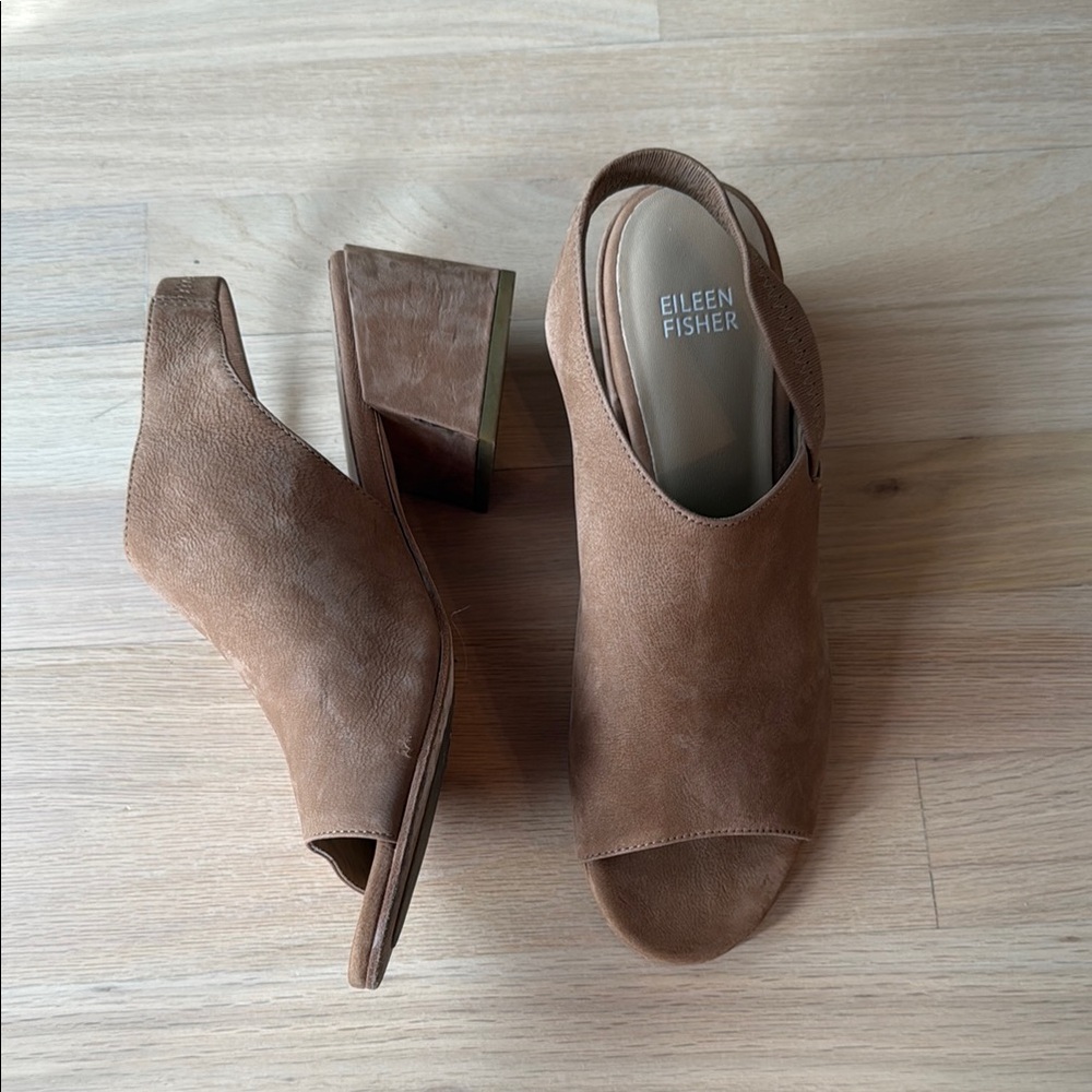 Eileen Fisher Women's Size 8 Tan Suede Block Heel Sandals